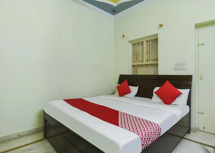 Hotel O Raj Palace